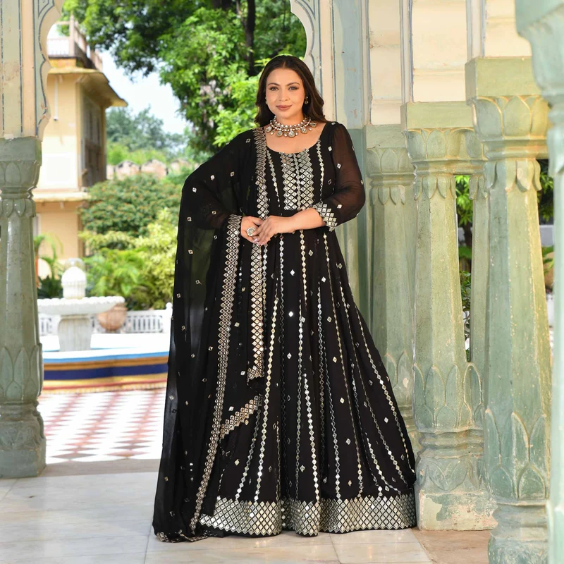 Black-Anarkali-Aakansha-SCL_4491-1.webp