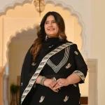Black-Cape-Set-Lavina-SCL_7716-8.webp