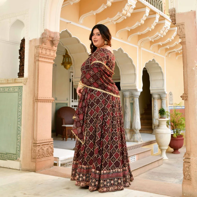 Brown-Cape-Set-Lavina-SCL_1322-5.webp
