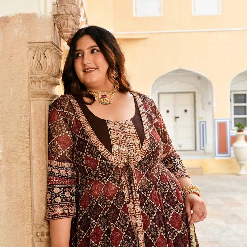 Brown-Cape-Set-Lavina-SCL_1365-1-1.webp