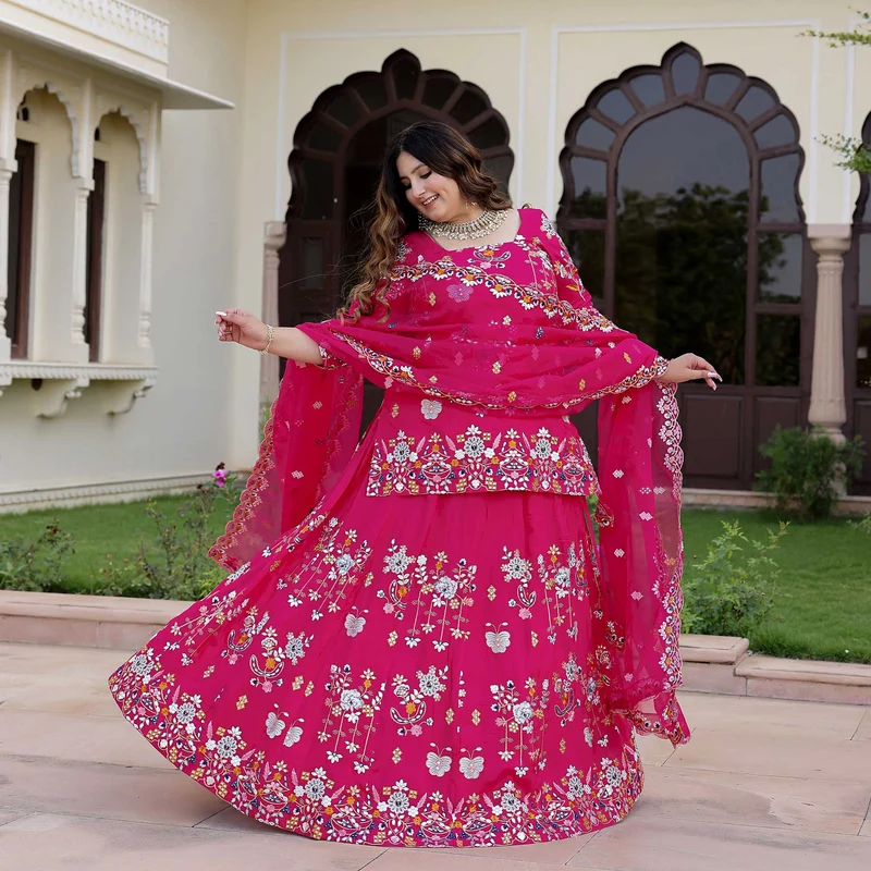 Pink-Lehenga-Set-Lavina-040A0247-1.webp